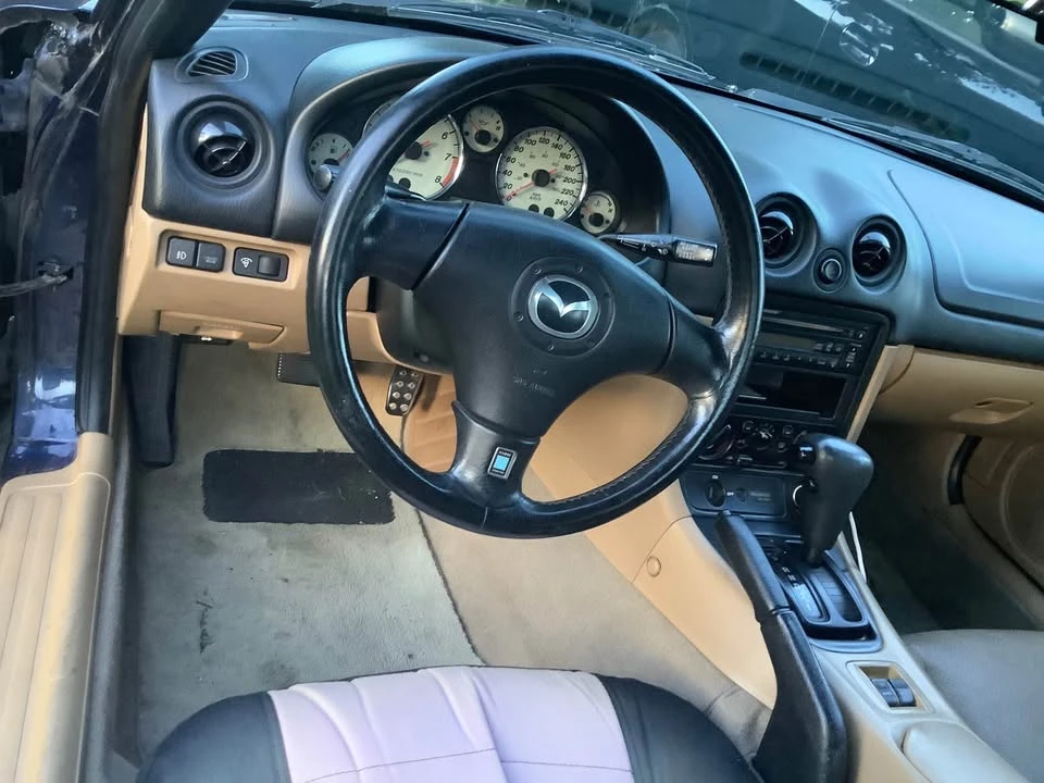 2001 Mazda NB MX-5 Miata - Image 12 of 14