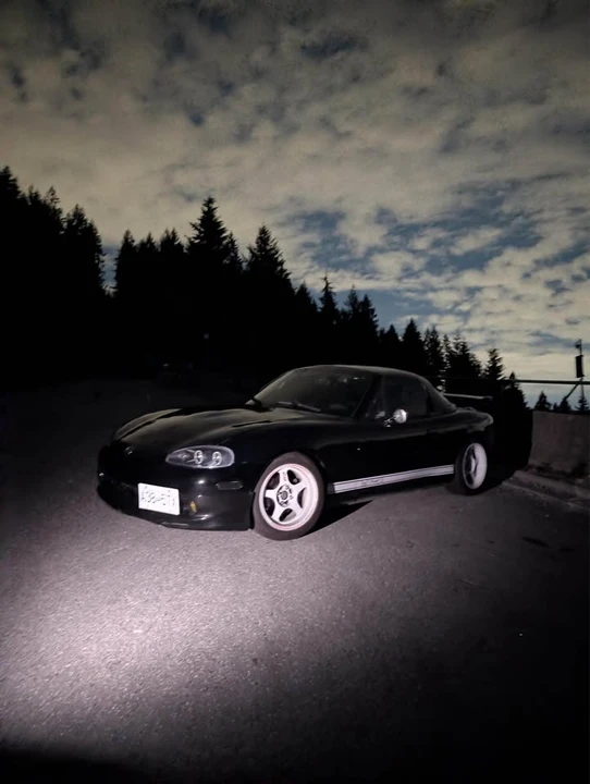 2001 Mazda NB MX-5 Miata - Image 10 of 13
