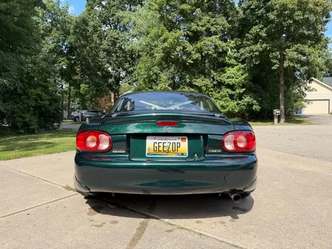 2001 Mazda MX-5 Miata