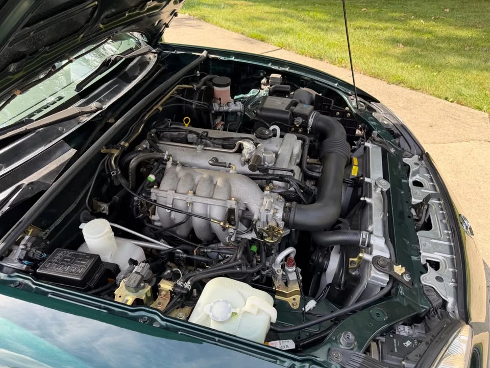 2001 Mazda NB MX-5 Miata - Image 8 of 15