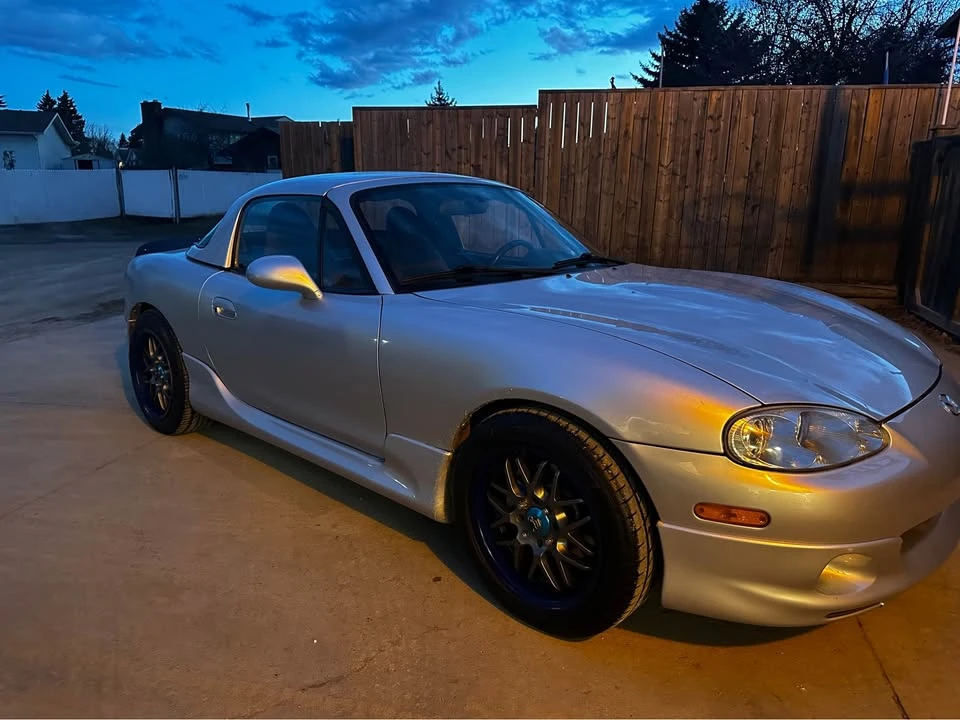 2001 Mazda NB MX-5 Miata - Image 3 of 5
