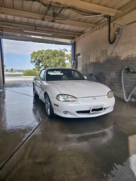 2001 Mazda MX-5 Miata NB
