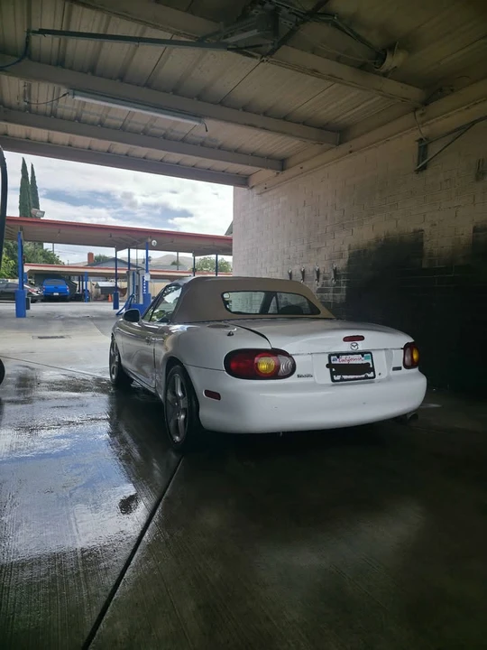 2001 Mazda NB MX-5 Miata - Image 4 of 9