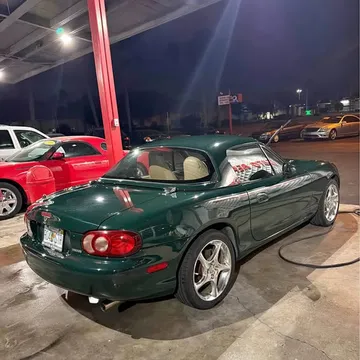 2001 Mazda MX-5 Miata SE Convertible