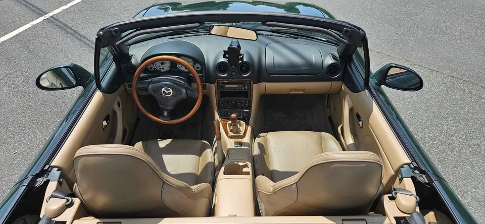 2001 Mazda NB MX-5 Miata - Image 11 of 13