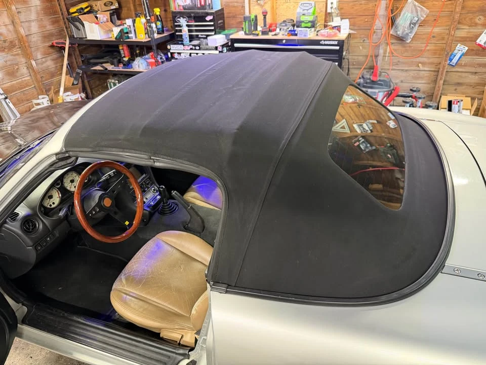 2001 Mazda NB MX-5 Miata - Image 14 of 15