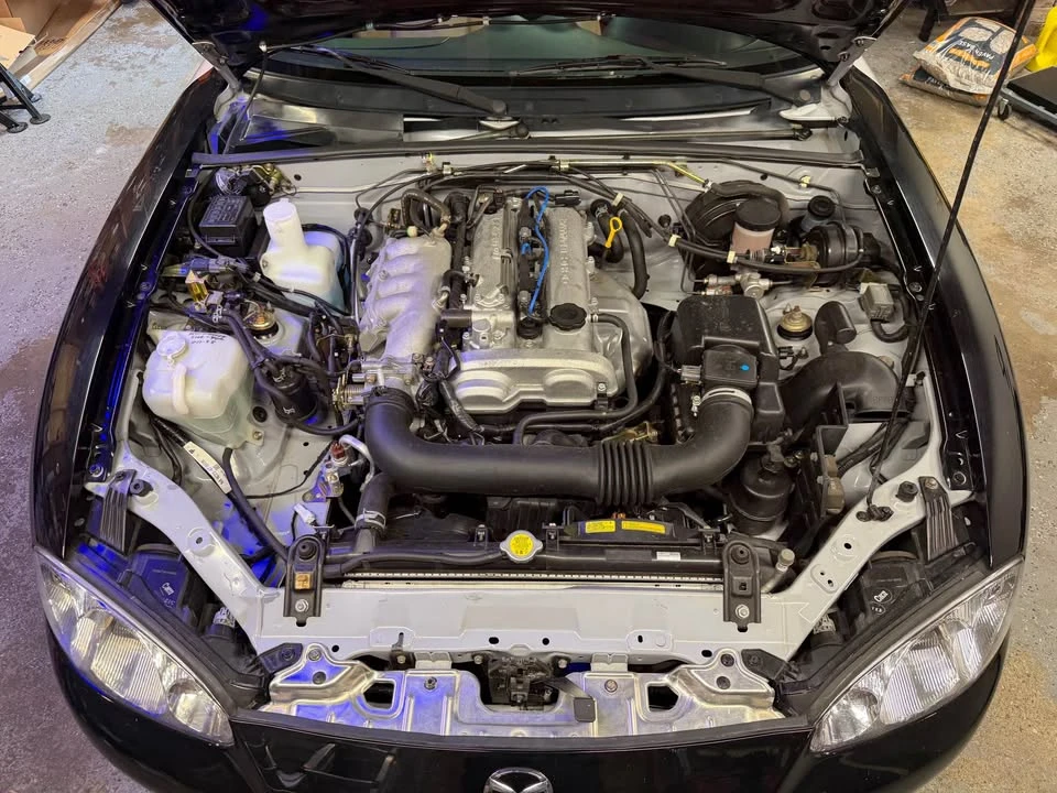 2001 Mazda NB MX-5 Miata - Image 4 of 15