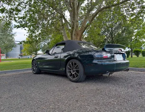2001 Mazda MX-5 SE Convertible 2D