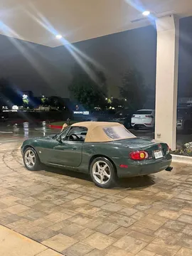 2001 Mazda MX-5 Special Edition Convertible 2D