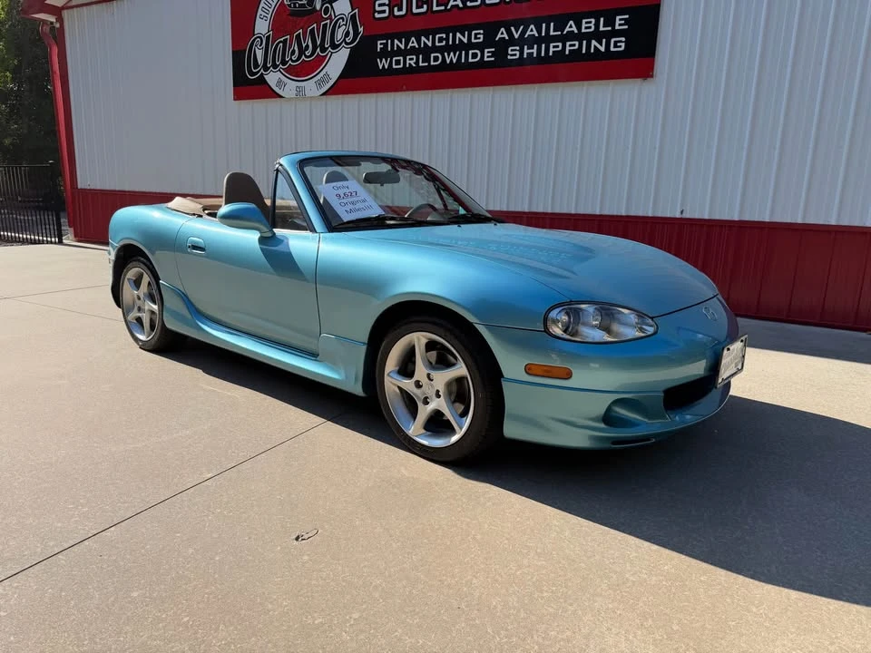 2001 Mazda NB MX-5 Miata - Image 15 of 20
