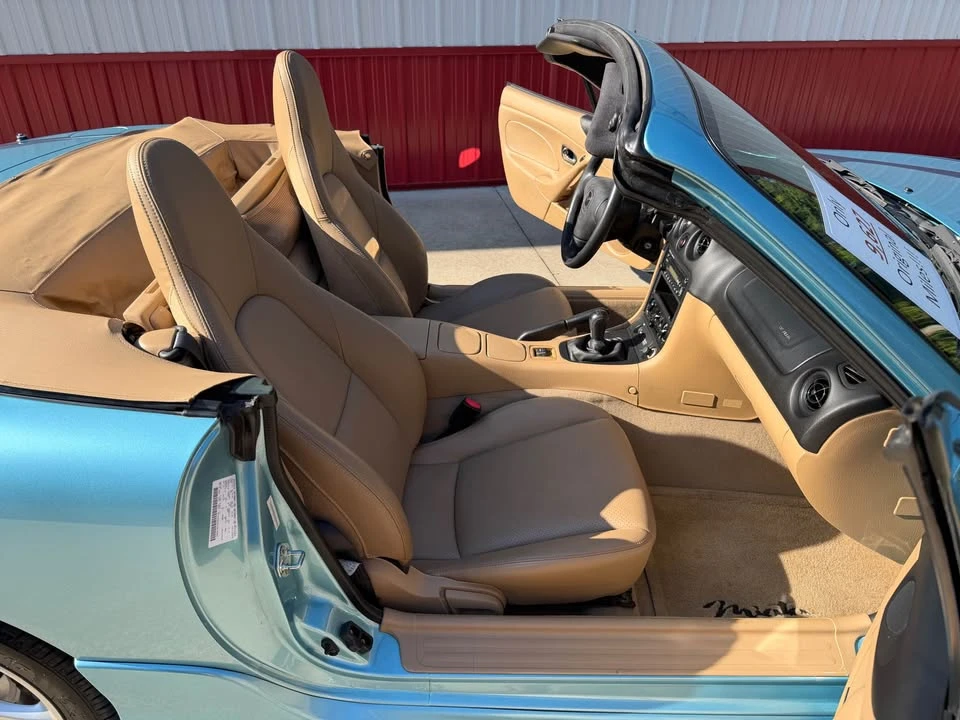 2001 Mazda NB MX-5 Miata - Image 13 of 20