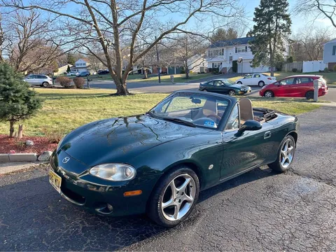 2001 Mazda MX-5 Special Edition Convertible 2D