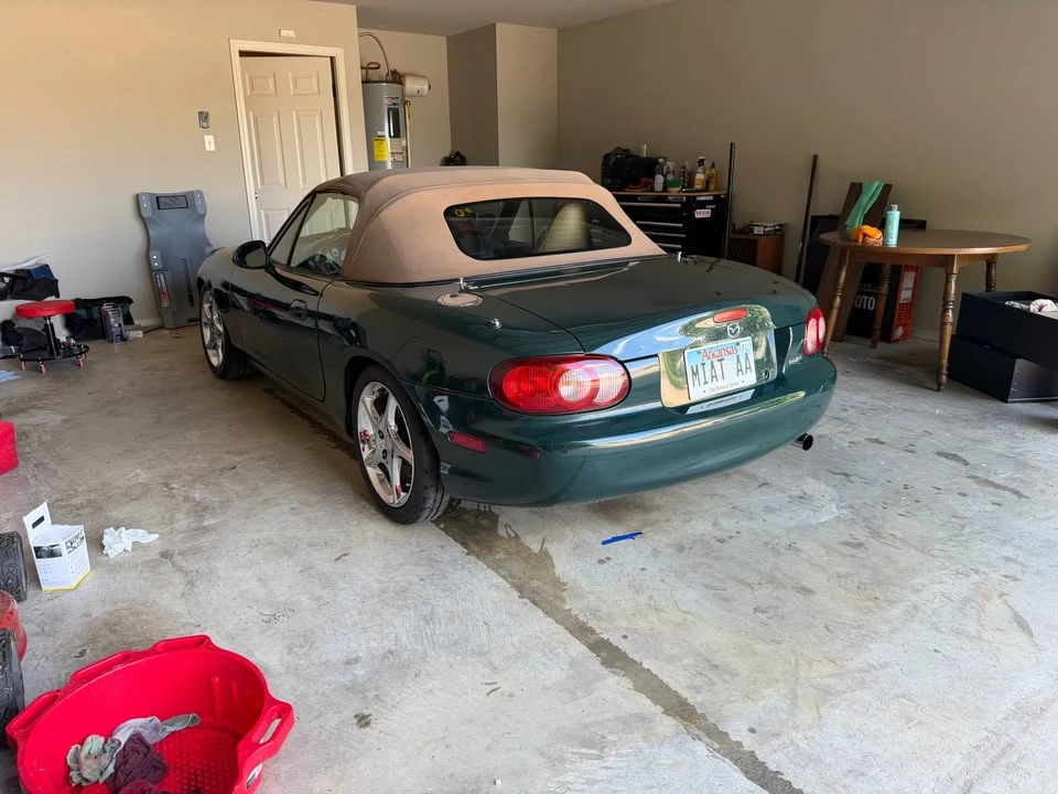 2001 Mazda NB MX-5 Miata - Image 4 of 9