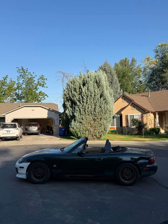 2001 Mazda NB MX-5 Miata - Image 3 of 18