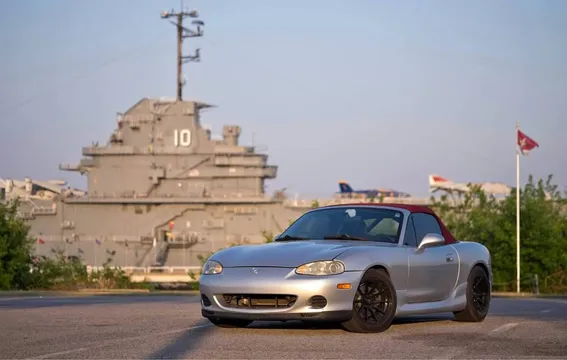 2001 Mazda MX-5 Sport Convertible 2D