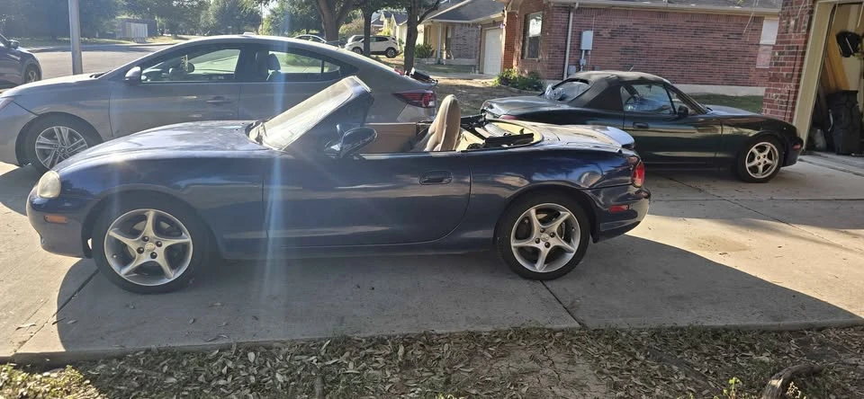 2001 Mazda NB MX-5 Miata - Image 7 of 8