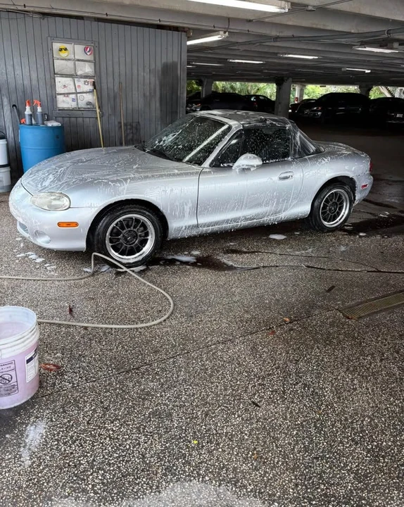 2001 Mazda NB MX-5 Miata - Image 3 of 4