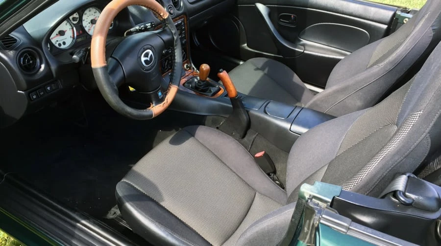 2001 Mazda NB MX-5 Miata - Image 4 of 10