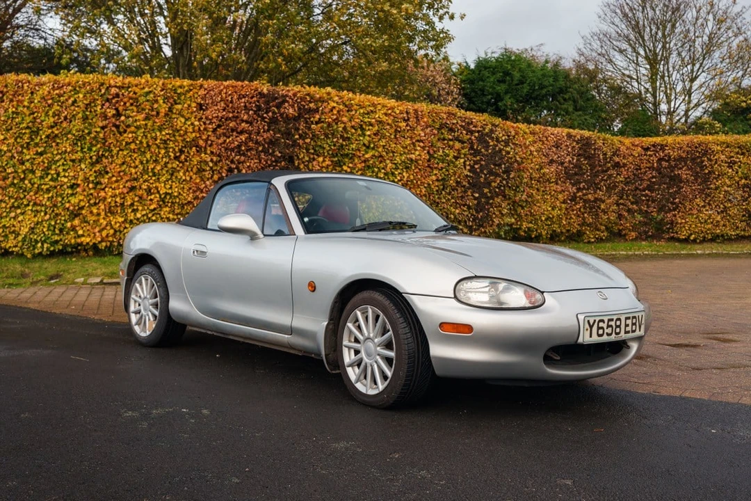2001 Mazda NB MX-5 Miata - Image 17 of 30