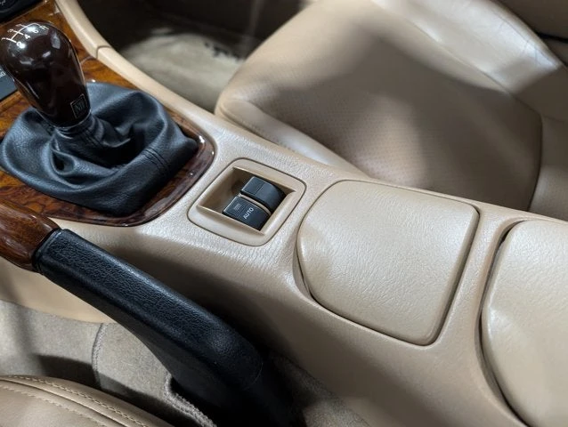 2001 Mazda NB MX-5 Miata - Image 18 of 20