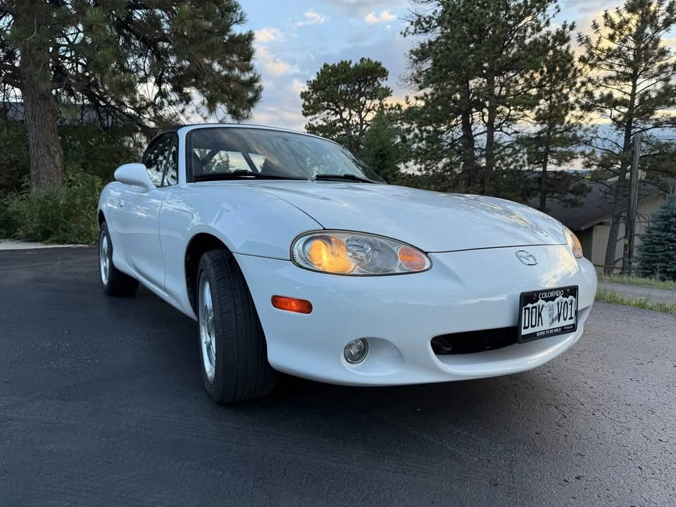 2001 Mazda NB MX-5 Miata - Image 3 of 10