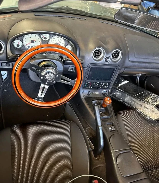 2001 Mazda NB MX-5 Miata - Image 4 of 8