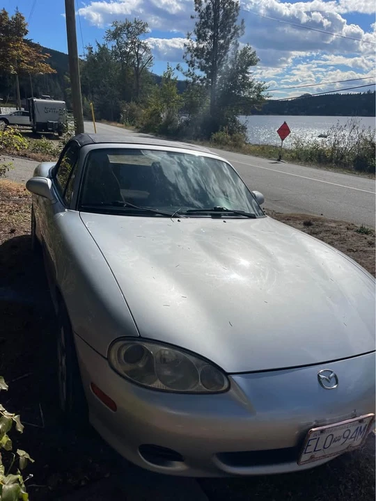 2001 Mazda NB MX-5 Miata - Image 4 of 4