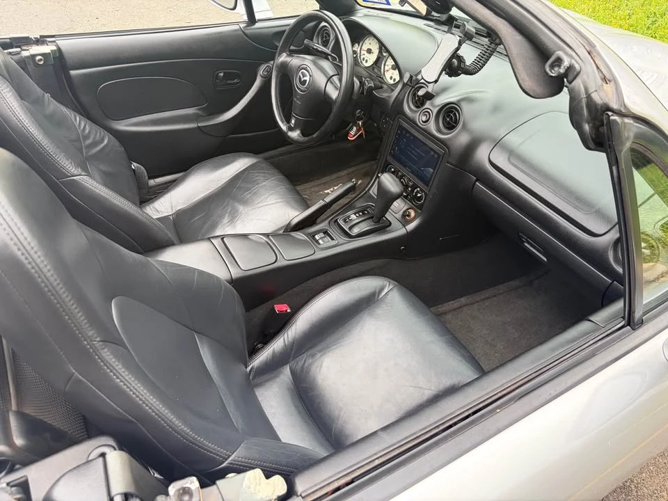 2001 Mazda NB MX-5 Miata - Image 8 of 9