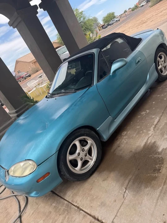 2001 Mazda NB MX-5 Miata - Image 3 of 7