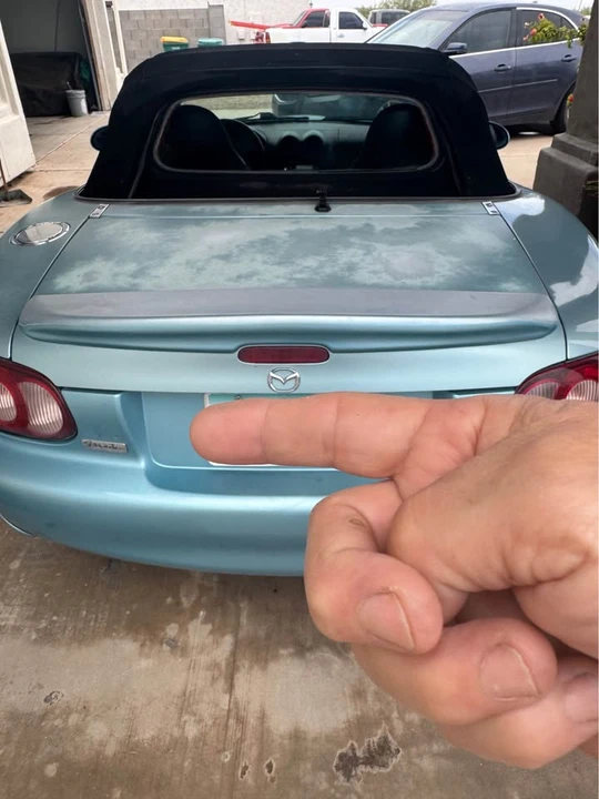 2001 Mazda NB MX-5 Miata - Image 4 of 7