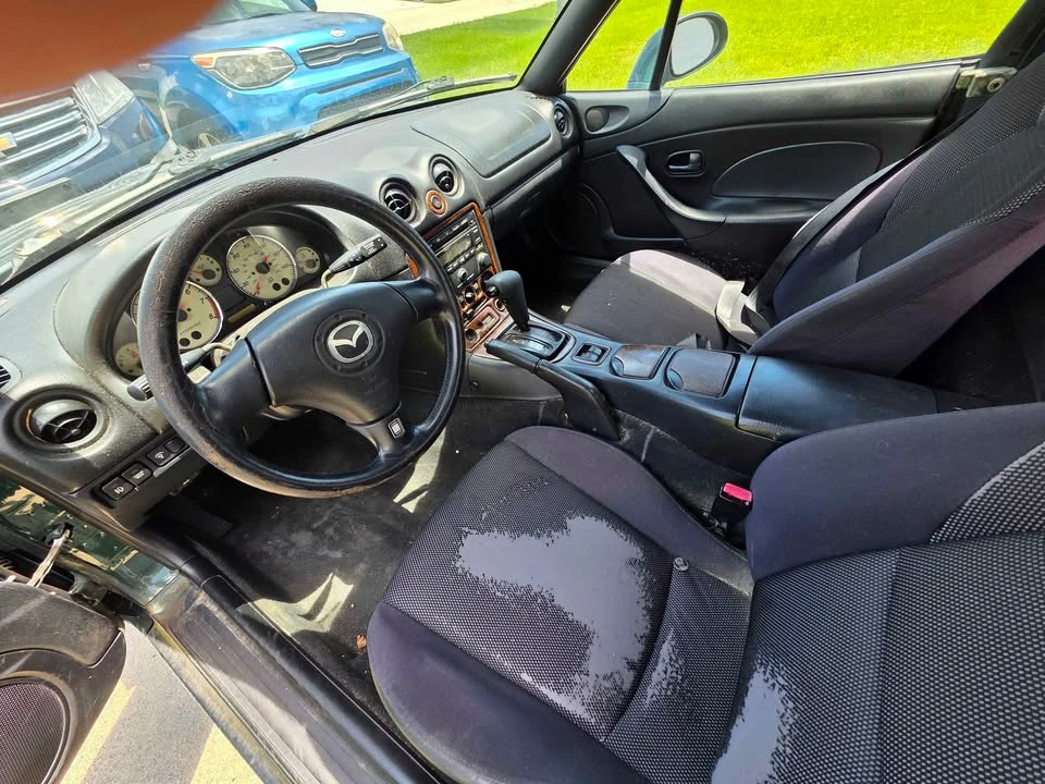 2001 Mazda NB MX-5 Miata - Image 6 of 9