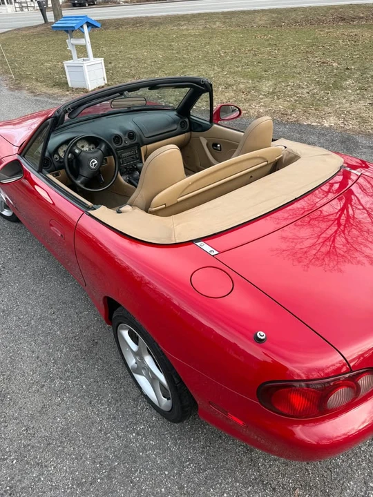 2001 Mazda NB MX-5 Miata - Image 6 of 10