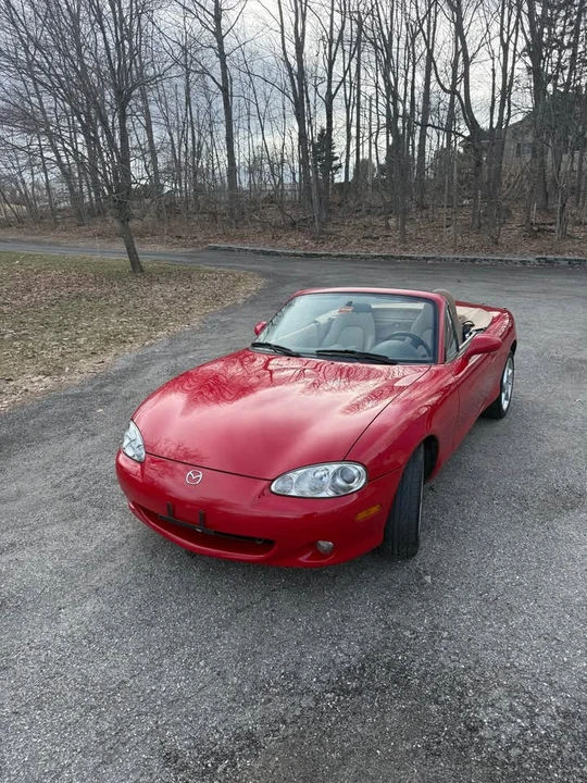 2001 Mazda NB MX-5 Miata - Image 4 of 10