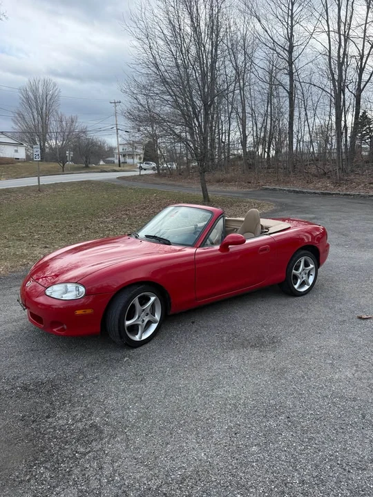 2001 Mazda NB MX-5 Miata - Image 3 of 10