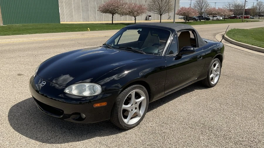 2001 Mazda NB MX-5 Miata - Image 4 of 11