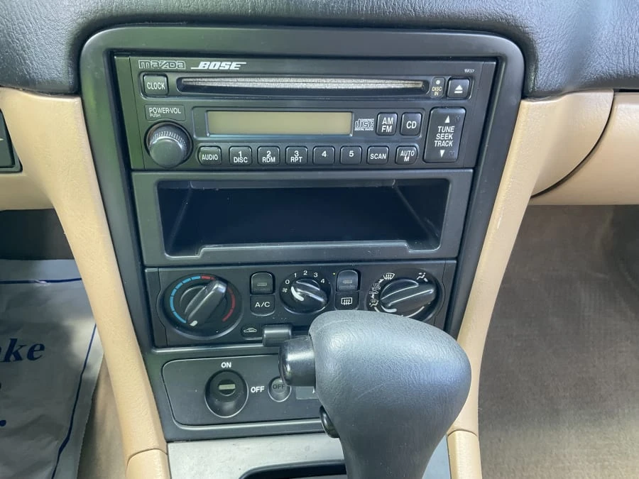 2001 Mazda NB MX-5 Miata - Image 9 of 11