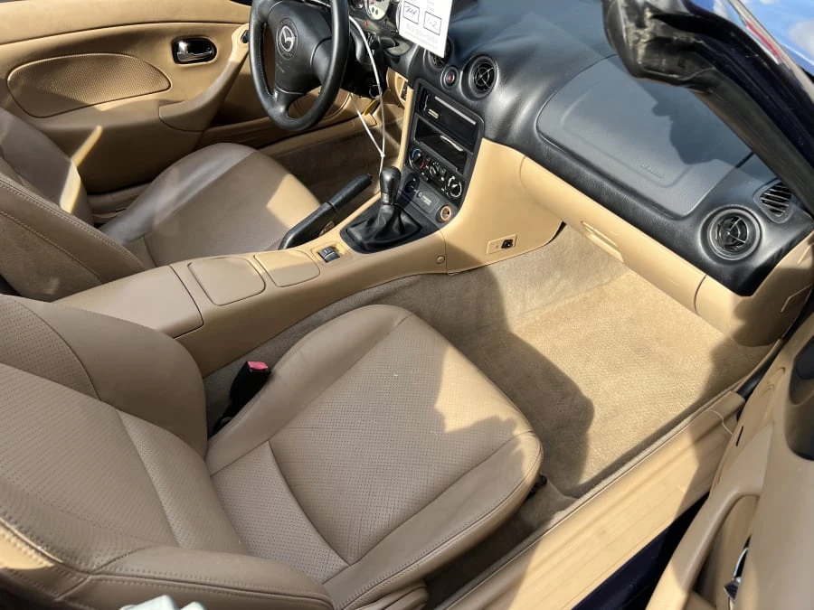 2001 Mazda NB MX-5 Miata - Image 5 of 11