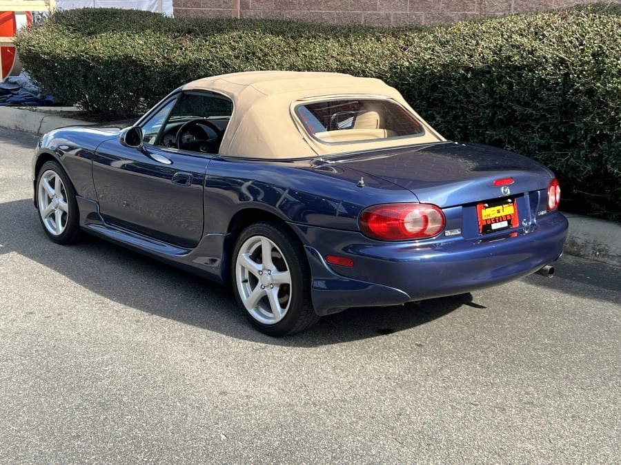 2001 Mazda NB MX-5 Miata - Image 10 of 11
