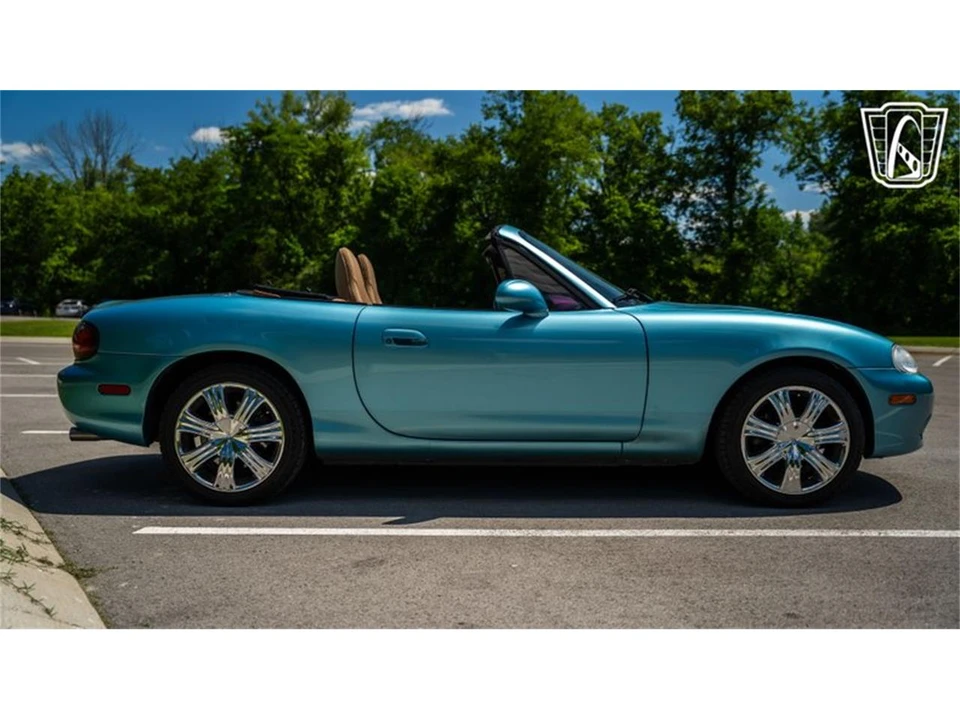 2001 Mazda NB MX-5 Miata - Image 21 of 31