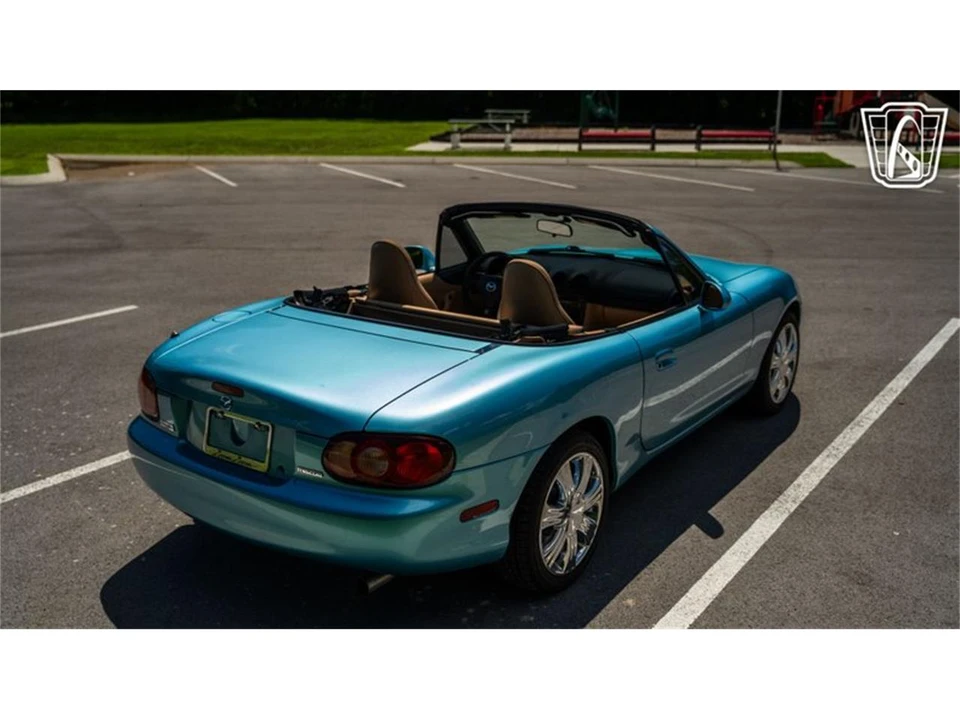 2001 Mazda NB MX-5 Miata - Image 17 of 31