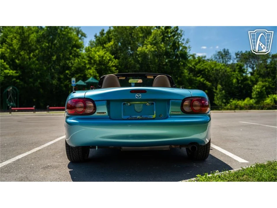 2001 Mazda NB MX-5 Miata - Image 15 of 31