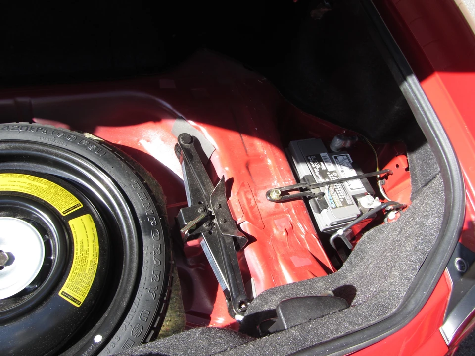 2001 Mazda NB MX-5 Miata - Image 16 of 30