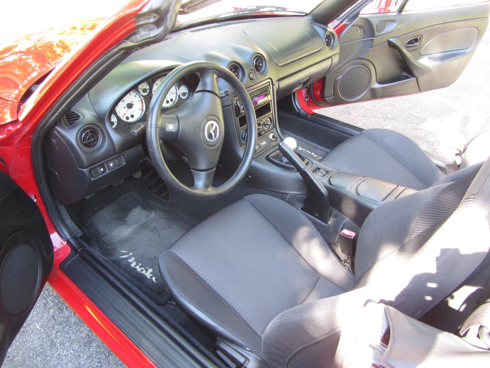2001 Mazda NB MX-5 Miata - Image 12 of 30