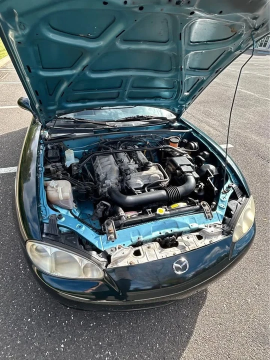 2001 Mazda NB MX-5 Miata - Image 8 of 8