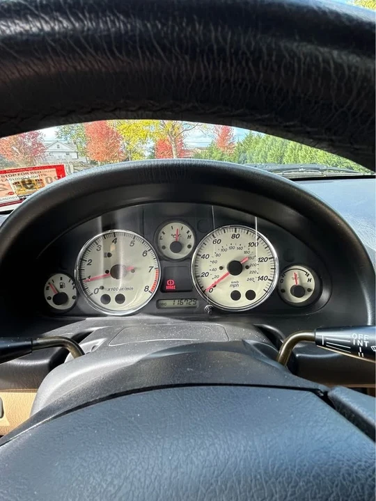 2001 Mazda NB MX-5 Miata - Image 7 of 8