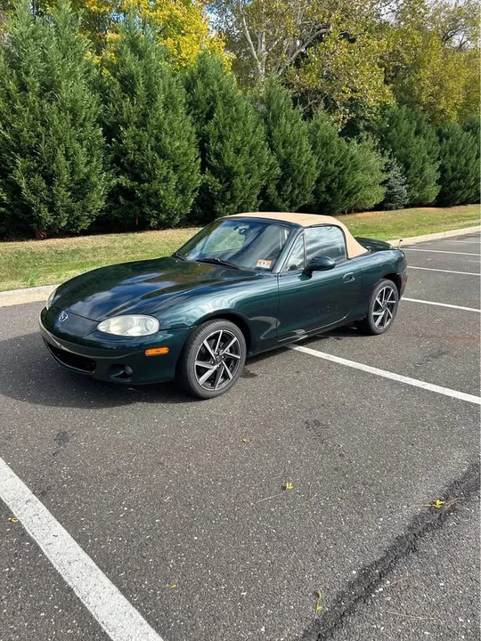 2001 Mazda NB MX-5 Miata - Image 2 of 8