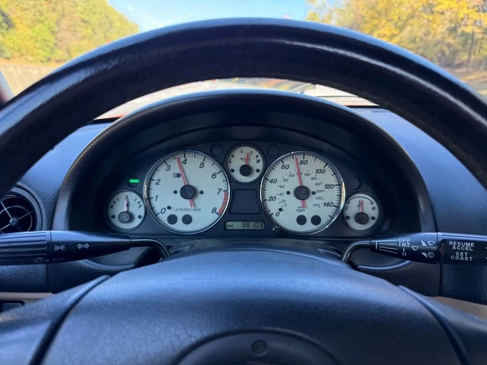 2001 Mazda NB MX-5 Miata - Image 7 of 9