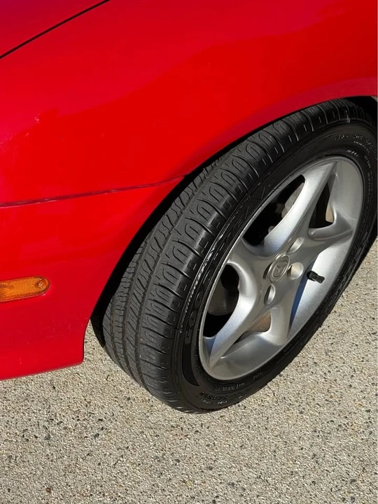 2001 Mazda NB MX-5 Miata - Image 3 of 9