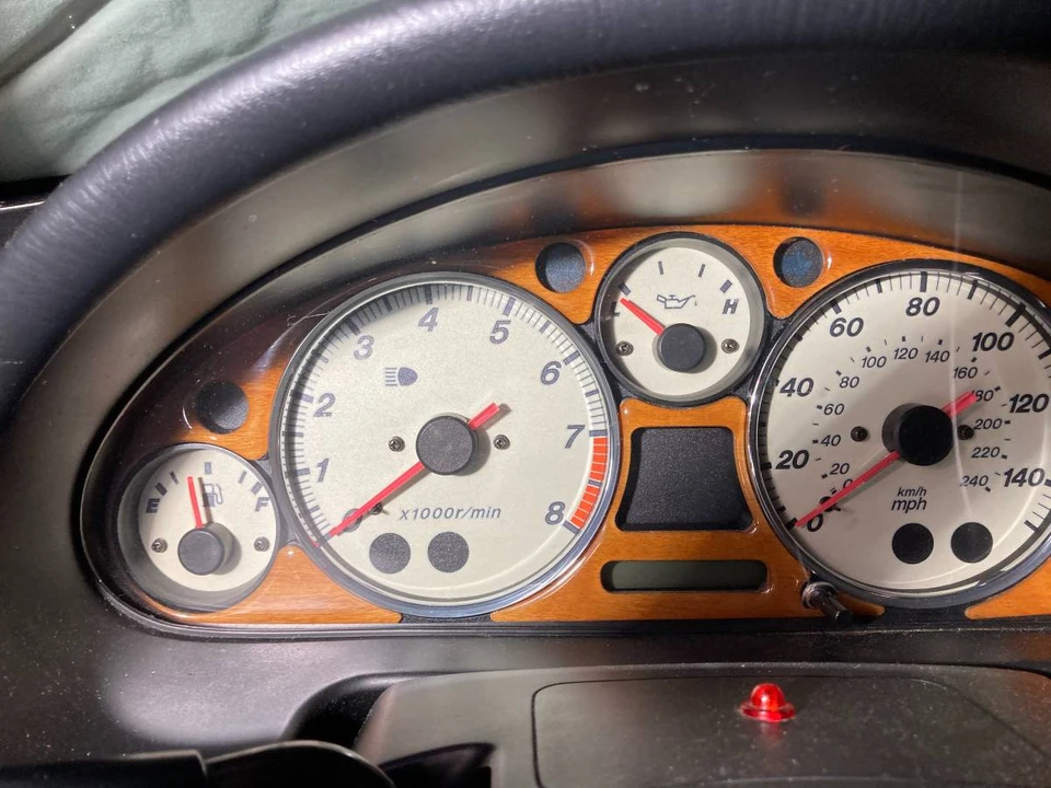 2001 Mazda NB MX-5 Miata - Image 10 of 24