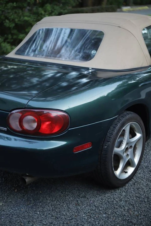 2001 Mazda NB MX-5 Miata - Image 10 of 24